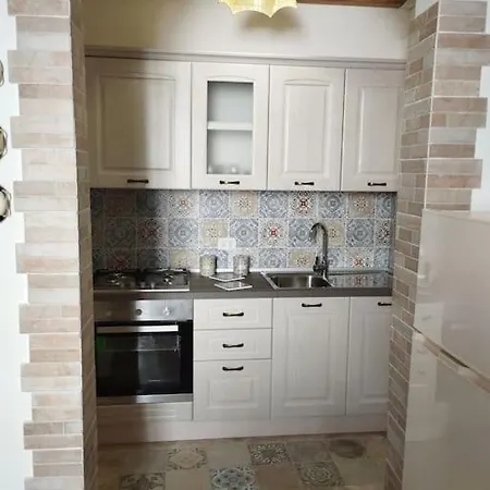 Apartment Casetta Nel Borgo Panta Rhei